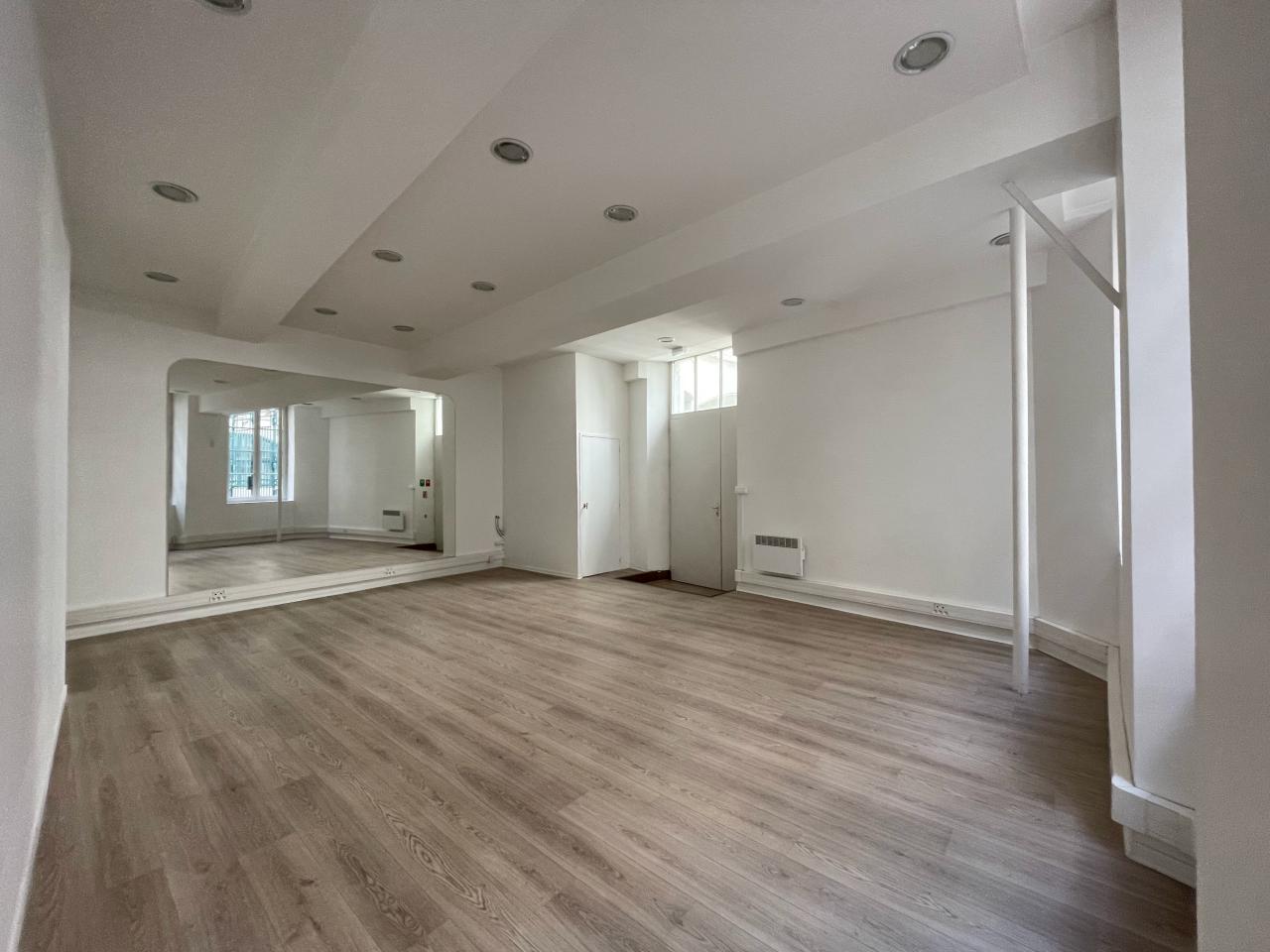 Bureau Lyon 72m² Location bureau Lyon Rhône OLBUR2426089 2
